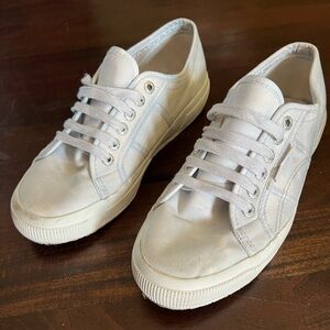 Superga 2750 tie dye light blue/white in excellent condition